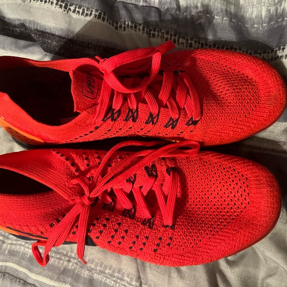 Nike Vapormax - Picture 2 of 2